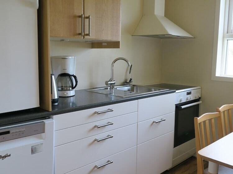 اتاق استاندارد سه تخته با سرویس بهداشتی مشترک, Dilksnes Guesthouse