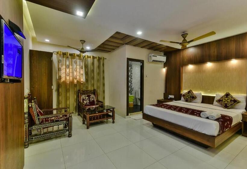 Deluxe Suite, Guest Inn Residency