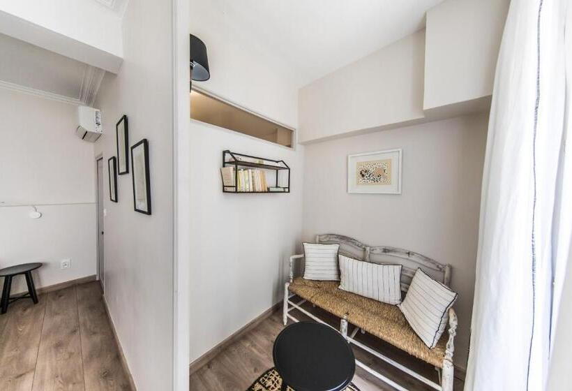 Номер Deluxe, La Demoiselle