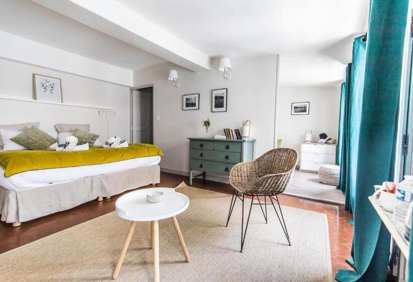 Номер Стандарт Трехместный, La Demoiselle