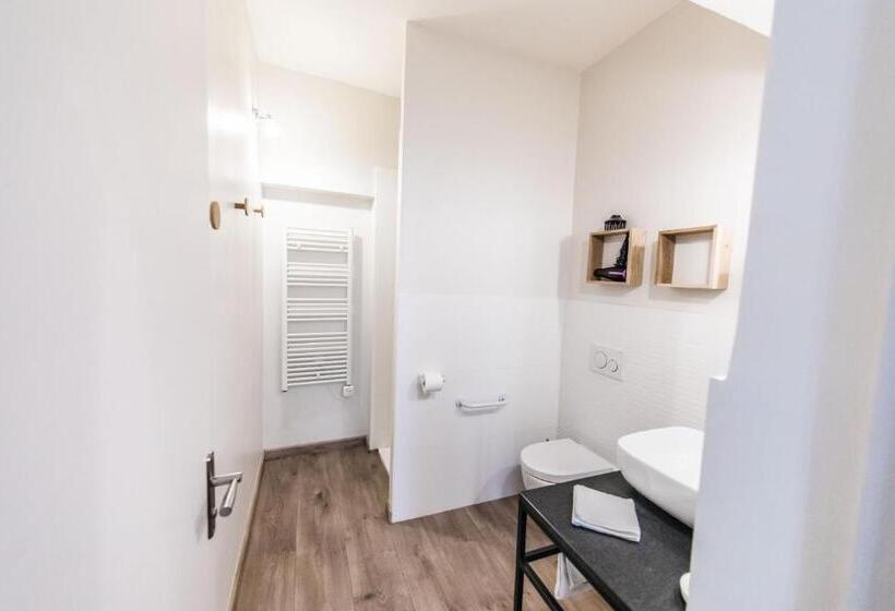 Стандартный Номер Кровать Кинг, La Demoiselle