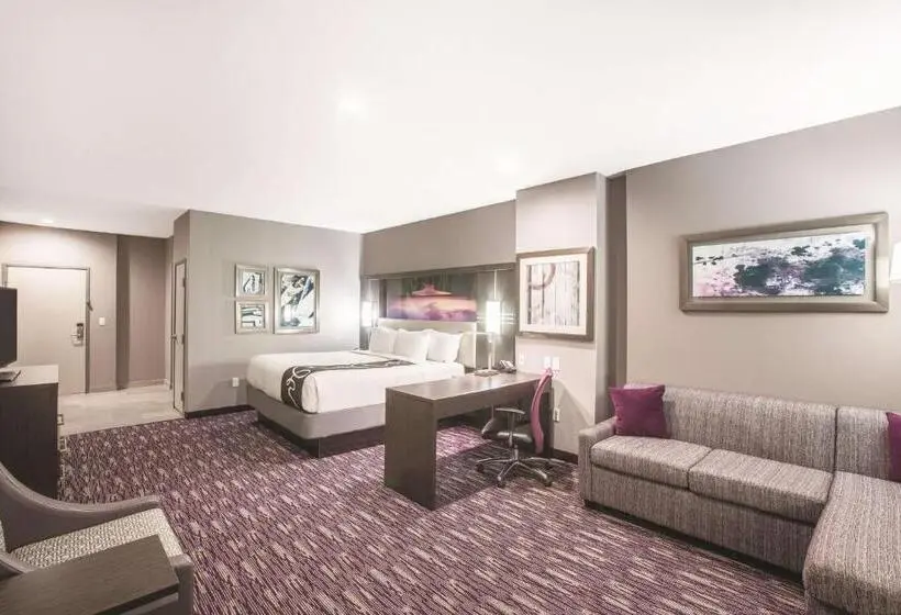 キングサイズベッドのエクゼクティブルーム, La Quinta By Wyndham Kingsville