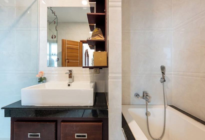 חדר סטנדרט נוף לנהר, Lbn Asian