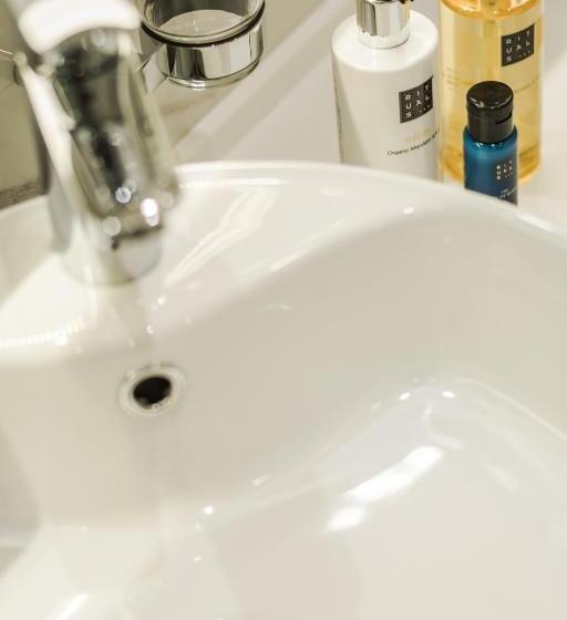 Fyrbädds Superiorrum, Miraval Luxury Rooms