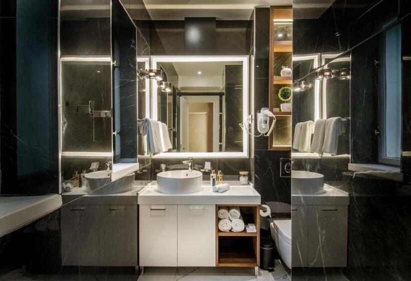 Standardrum King Size Säng, Miraval Luxury Rooms