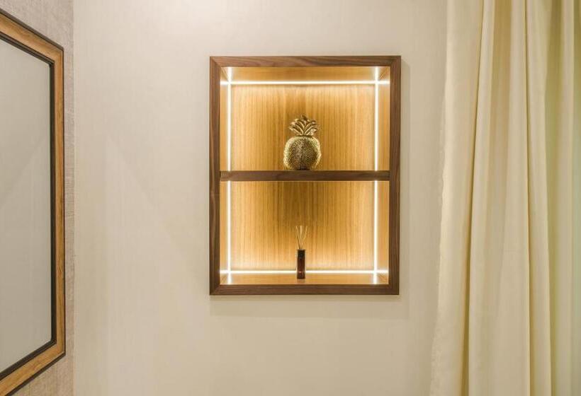 Standardrum King Size Säng, Miraval Luxury Rooms