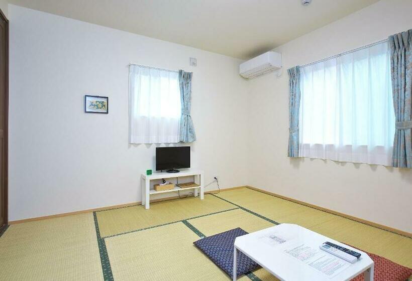 ファミリールーム, Shironoshita Guesthouse