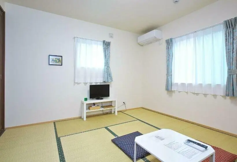 ファミリールーム, Shironoshita Guesthouse