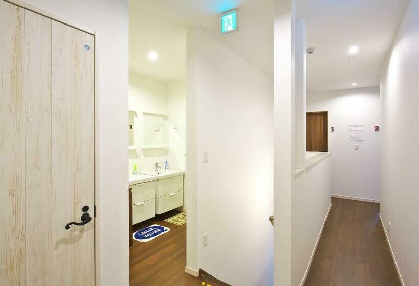 ファミリールーム, Shironoshita Guesthouse