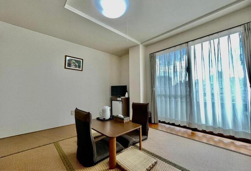 חדר סטנדרט, Umizola