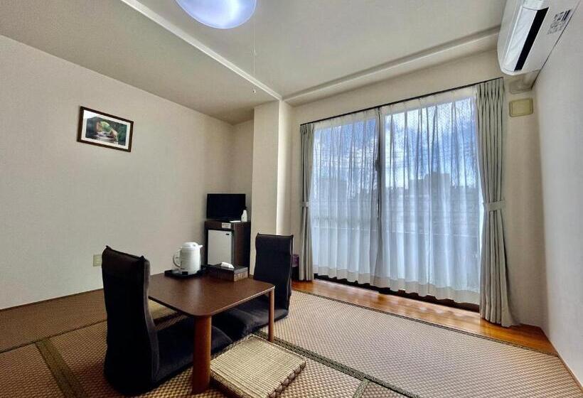 חדר סטנדרט, Umizola