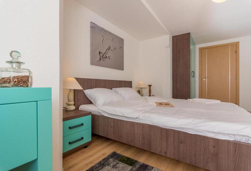 Люкс Повышенной Комфортности, Casa Nicolae Luxury Suites