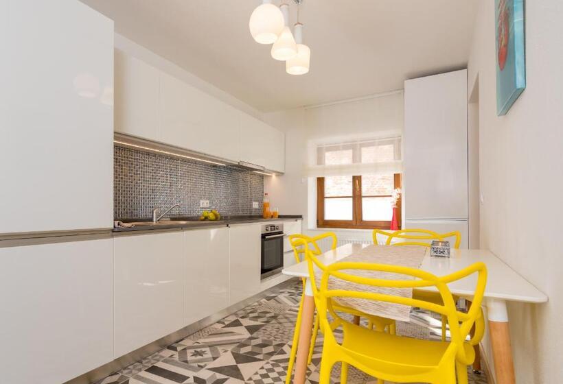 Люкс Повышенной Комфортности, Casa Nicolae Luxury Suites