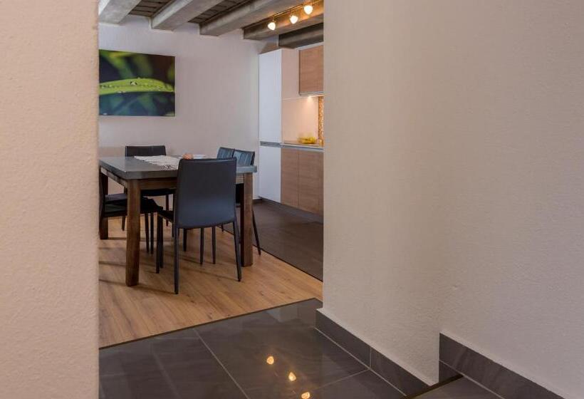 آپارتمان لوکس 1 خوابه, Casa Nicolae Luxury Suites