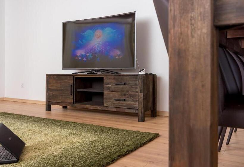 Люкс Повышенной Комфортности, Casa Nicolae Luxury Suites