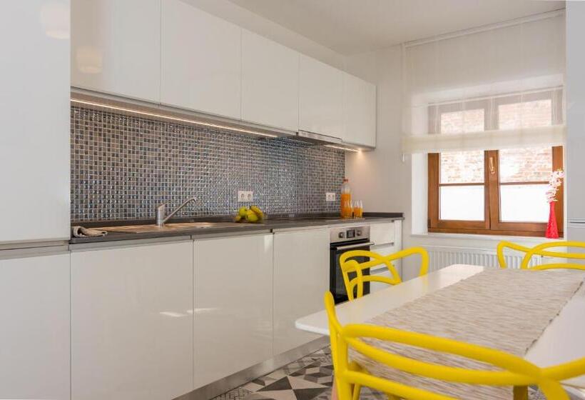 Люкс Повышенной Комфортности, Casa Nicolae Luxury Suites