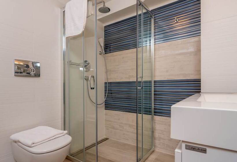 Люкс Повышенной Комфортности, Casa Nicolae Luxury Suites