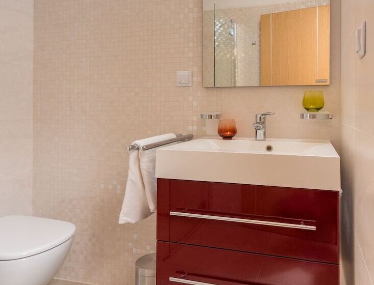 Полулюкс, Casa Nicolae Luxury Suites