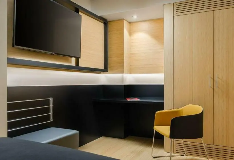 اتاق استاندارد یک نفره, Dorma Plaza Catalunya