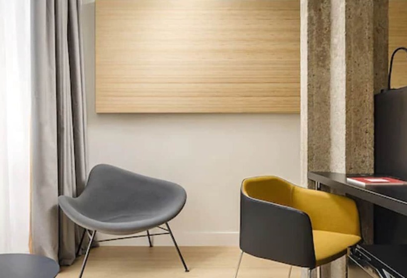 Номер Basic, Exe Plaza Catalunya