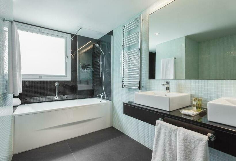 Номер Стандарт с Террасой, Exe Plaza Catalunya