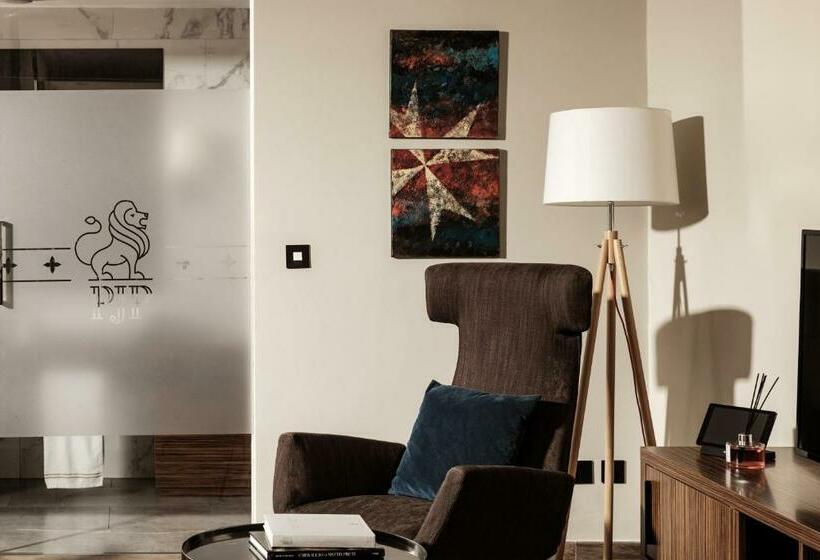 سوییت لوکس, 1926 Le Parisot Boutique Suites