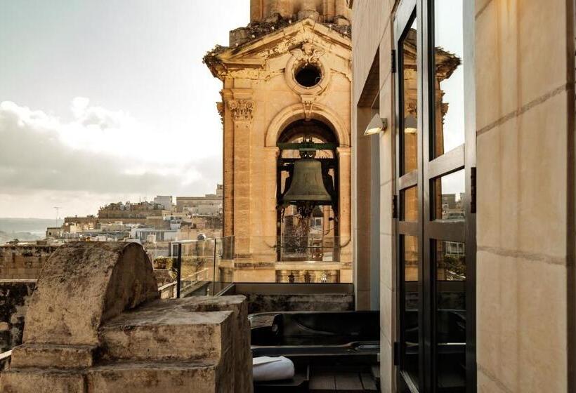 سوئیت پنت هاوس, 1926 Le Parisot Boutique Suites