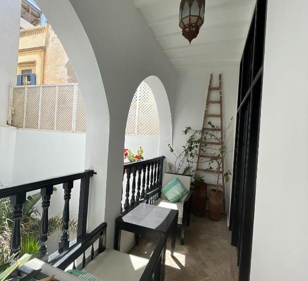 חדר דלוקס, Riad Dar Awil