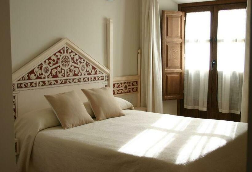 غرفة قياسية, Hostal Santa María De úbeda