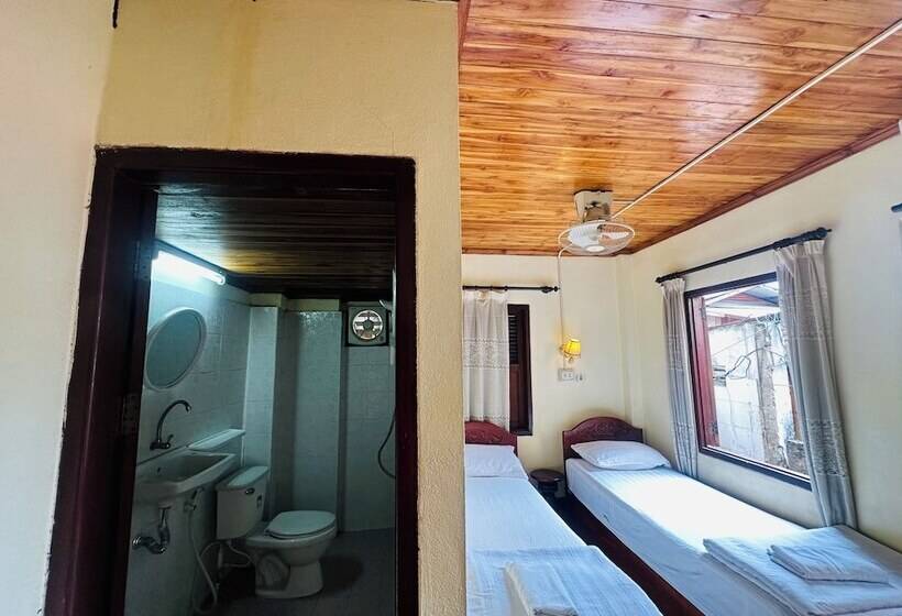 اتاق استاندارد, Silikhane Guest House