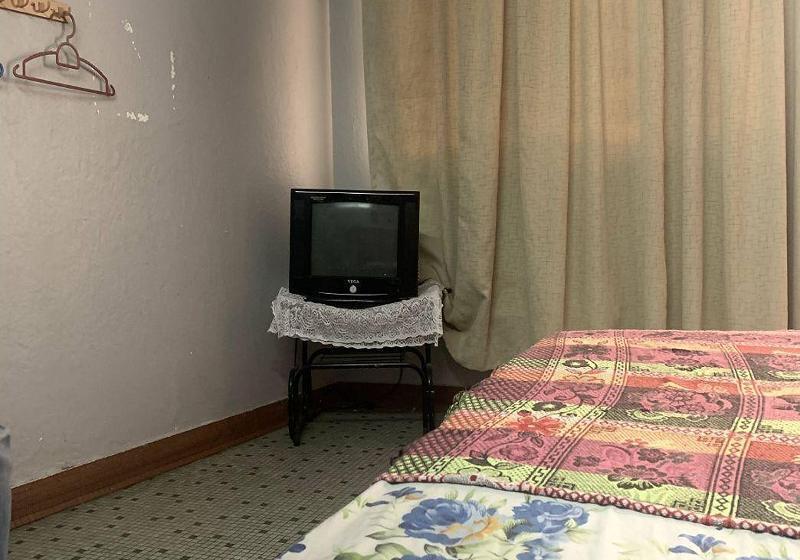 디럭스 룸, Sun Golden Inn