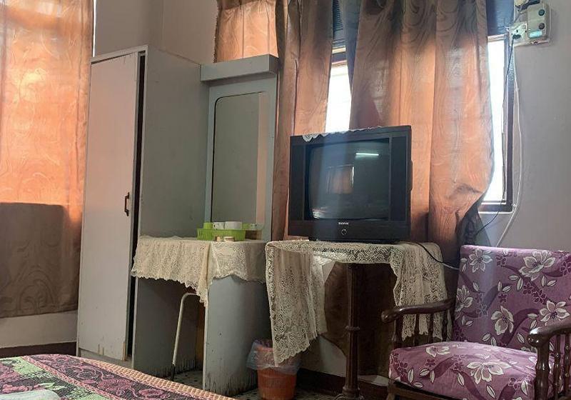 غرفة ديلوكس ثلاثية, Sun Golden Inn