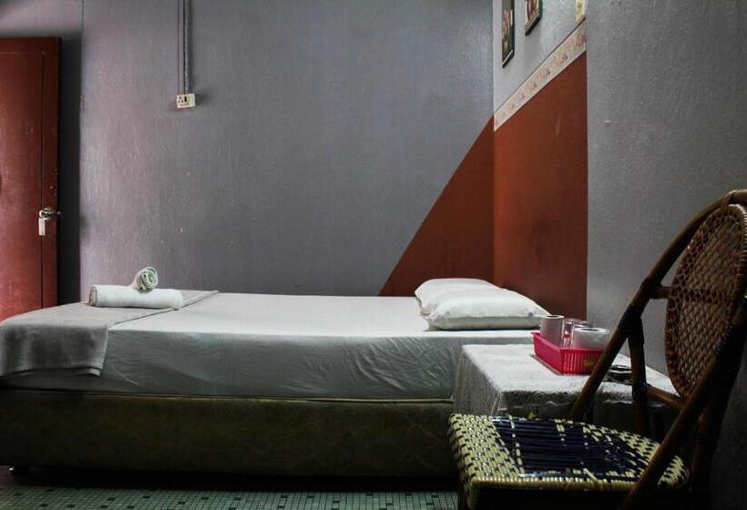 디럭스 룸, Sun Golden Inn