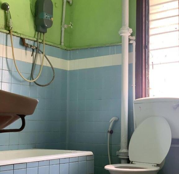 디럭스 4인 룸, Sun Golden Inn