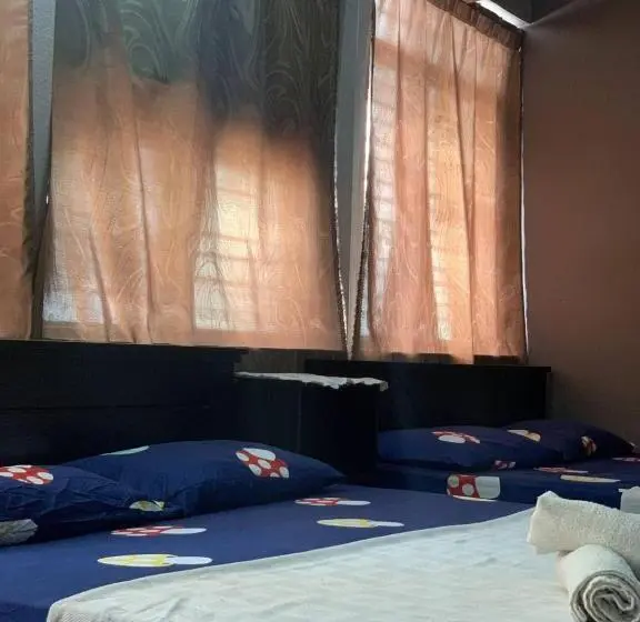 デラックスの４人部屋, Sun Golden Inn