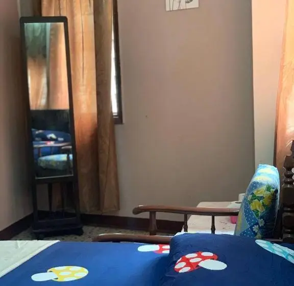デラックスの４人部屋, Sun Golden Inn