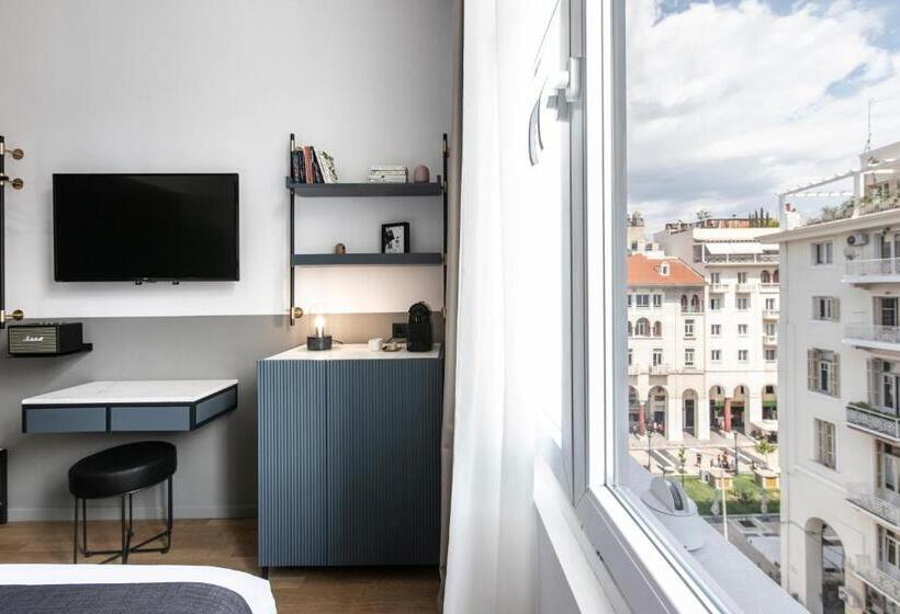 Chambre Supérieure, The Modernist Thessaloniki