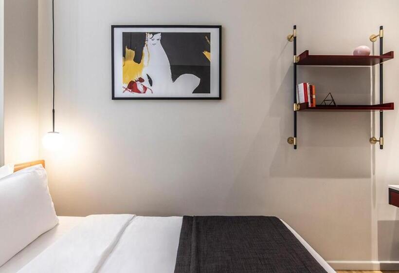 Chambre Standard, The Modernist Thessaloniki