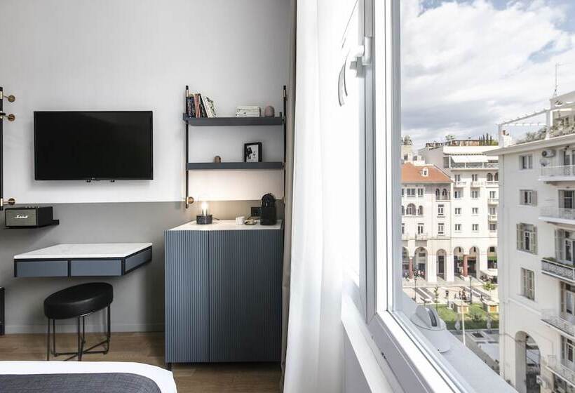 Chambre Supérieure, The Modernist Thessaloniki