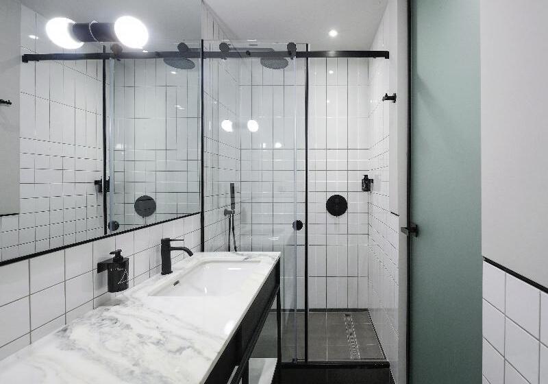 Chambre Deluxe, The Modernist Thessaloniki