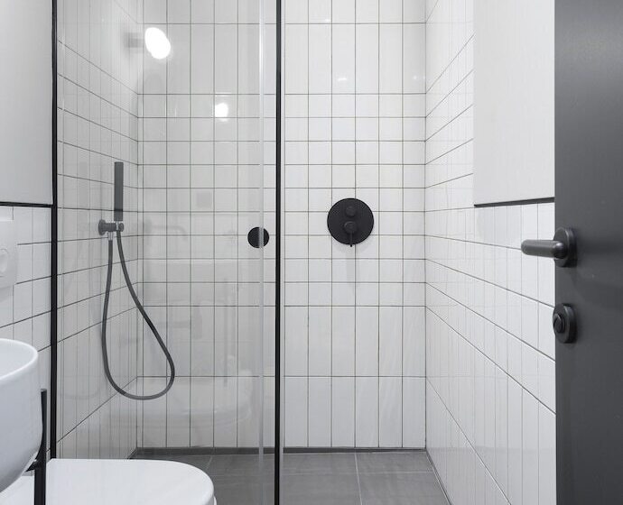 Chambre Standard, The Modernist Thessaloniki