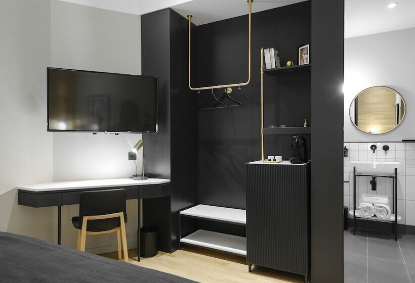 Chambre Deluxe, The Modernist Thessaloniki