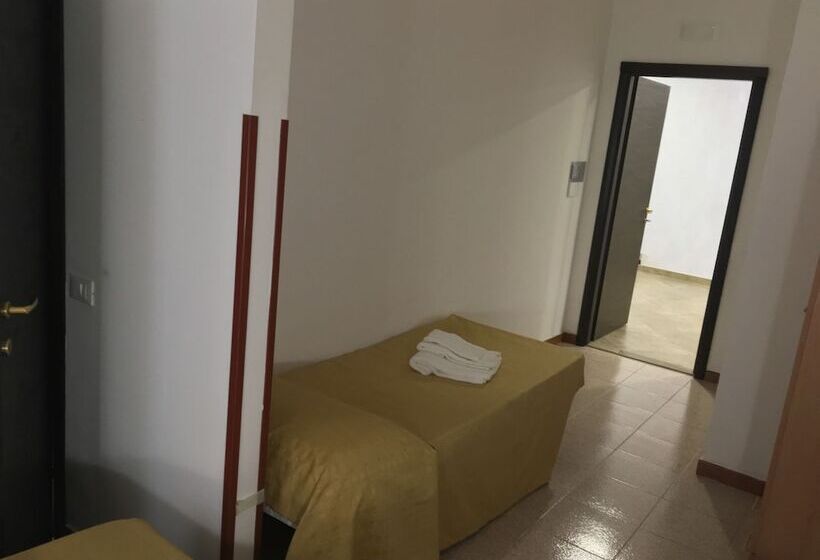 スタンダード４人部屋, Virgilio