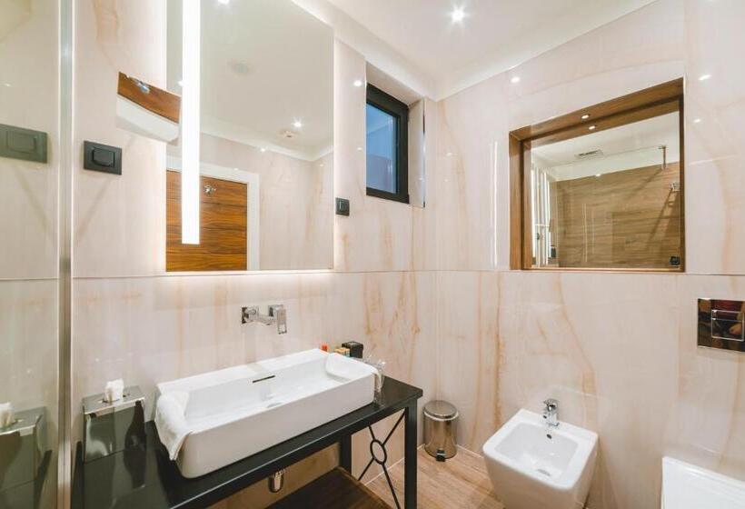 آپارتمان 1 خوابه با چشمانداز دریا, Kalamper Hotel & Spa