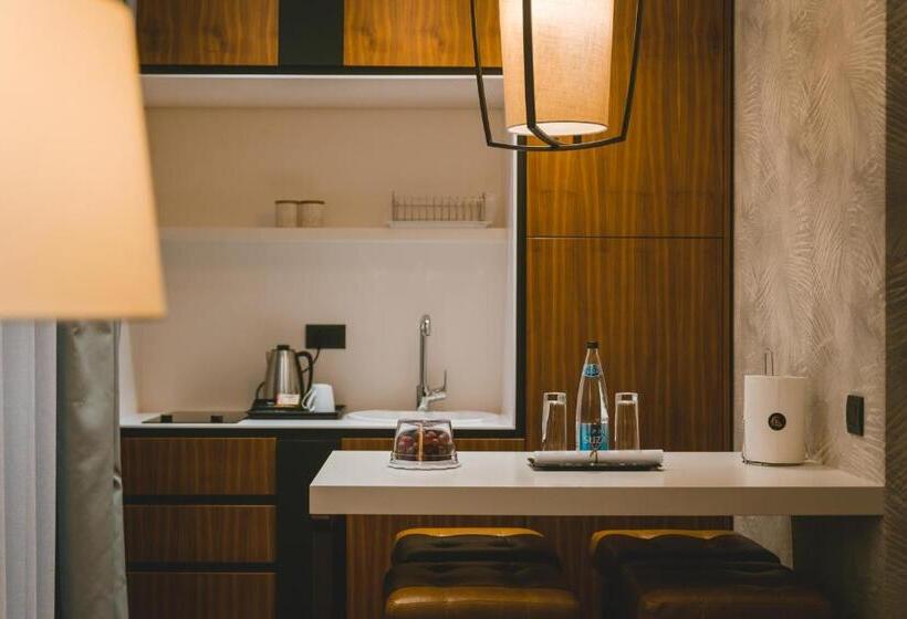 آپارتمان 1 خوابه با چشمانداز دریا, Kalamper Hotel & Spa