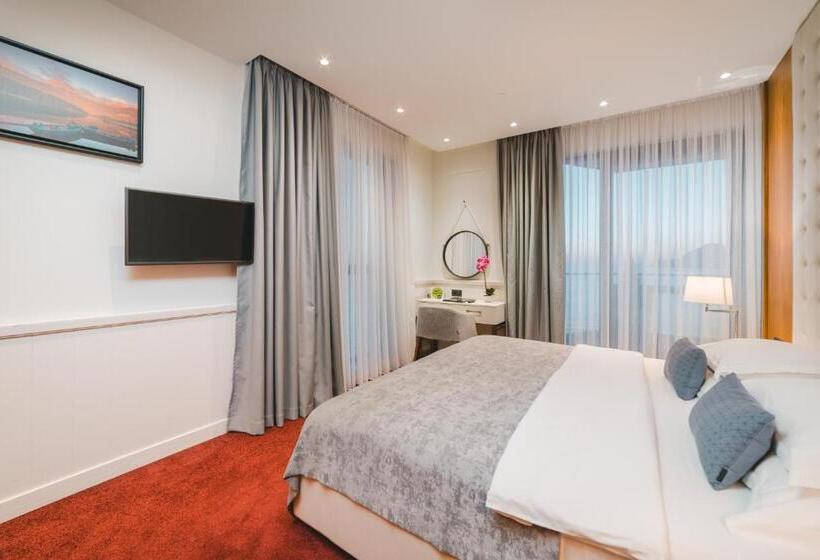 آپارتمان 1 خوابه با چشمانداز دریا, Kalamper Hotel & Spa