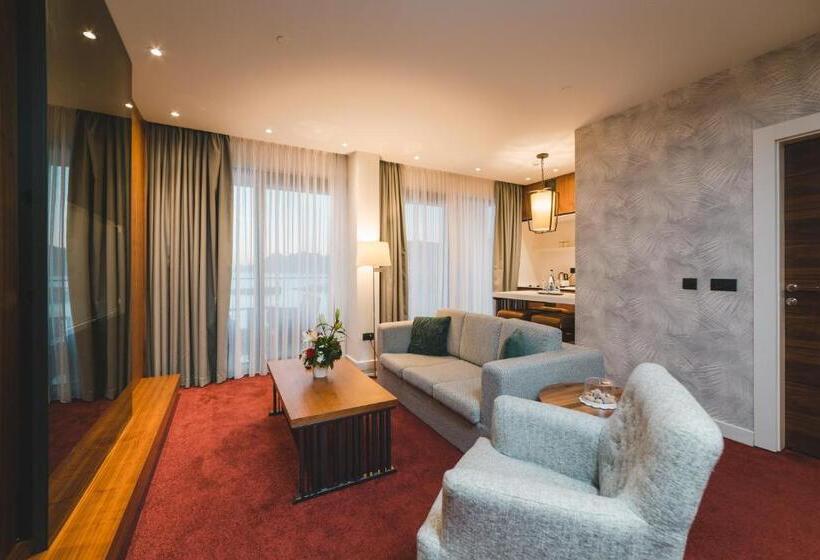 آپارتمان 1 خوابه با چشمانداز دریا, Kalamper Hotel & Spa