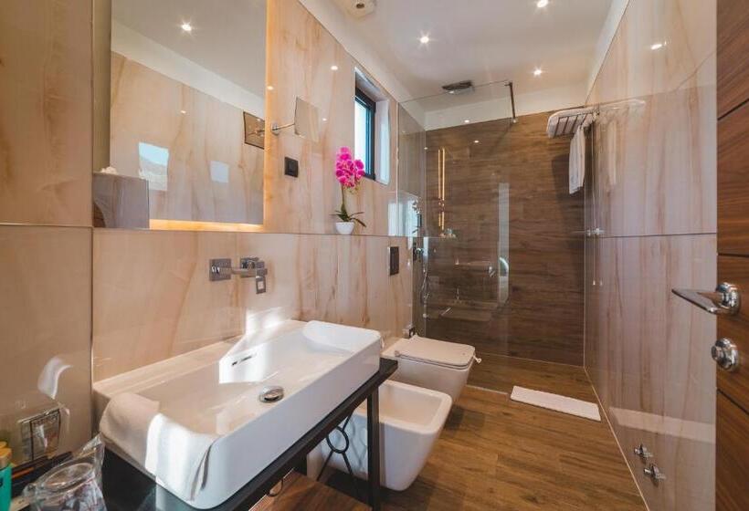 آپارتمان لوکس 1 خوابه, Kalamper Hotel & Spa