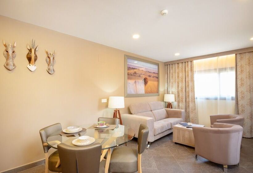 Полулюкс Одноместный с Террасой, Admiral San Roque