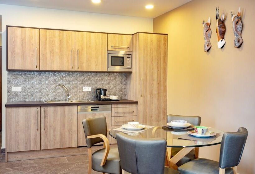 Полулюкс Одноместный с Террасой, Admiral San Roque